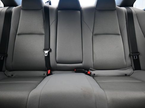 Used 2018 Honda Accord LX image 29