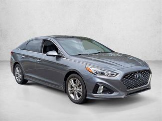 Used 2019 Hyundai Sonata Limited w/ Ultimate Package 04 video 3