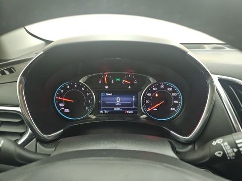 Used 2023 Chevrolet Equinox LT image 25