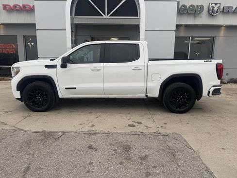 Used 2020 GMC Sierra 1500 Elevation w/ Elevation Value Package image 1