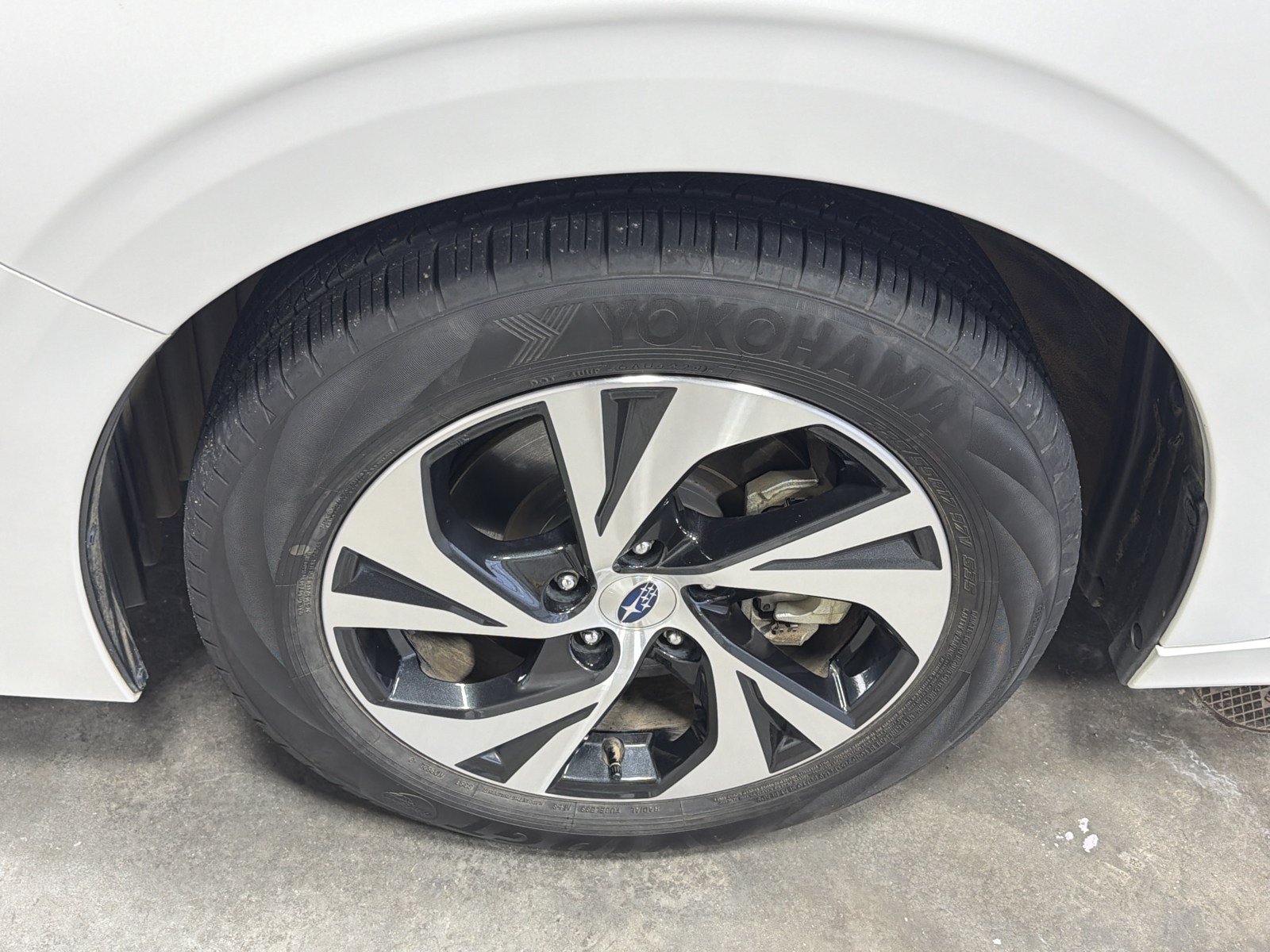 Certified 2025 Subaru Legacy Premium AWD/4WD image 15