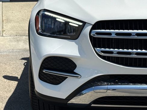 Used 2024 Mercedes-Benz GLE 350 4MATIC image 7