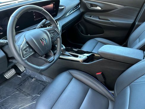 Certified 2024 Buick Envista Sport Touring w/ Convenience I Package image 10