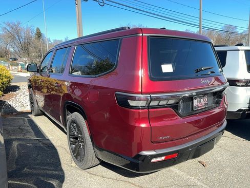 New 2026 Jeep Grand Wagoneer L Limited AWD/4WD image 4