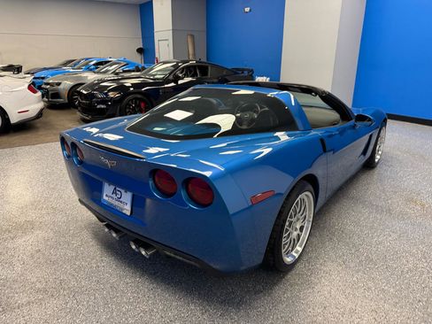Used 2011 Chevrolet Corvette Coupe w/ 1LT RWD image 11