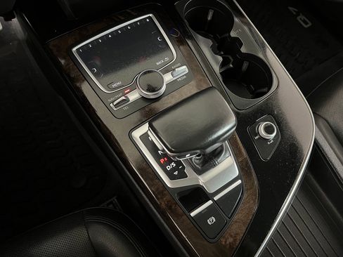 Used 2017 Audi Q7 3.0T Prestige image 15