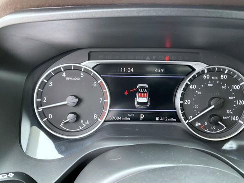 Used 2023 Nissan Rogue SL w/ SL Premium Package image 15