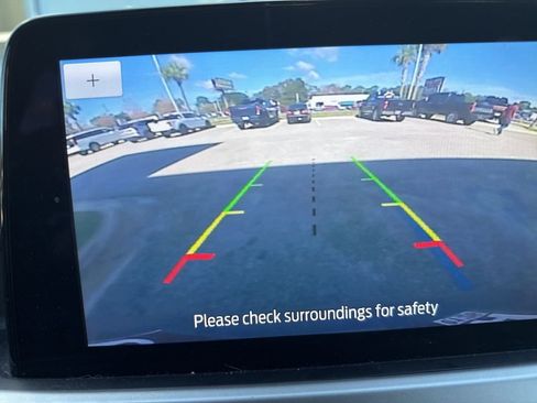 Used 2020 Ford Escape SE image 9