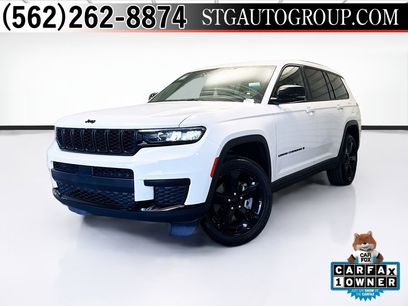 Used 2023 Jeep Grand Cherokee L Laredo