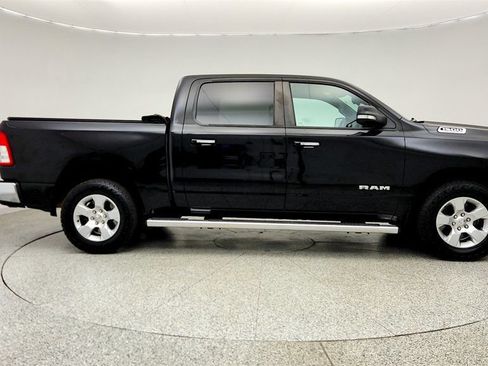 Used 2019 RAM 1500 Big Horn AWD/4WD image 4
