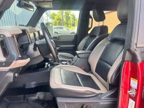 Used 2021 Ford Bronco Wildtrak AWD/4WD image 9