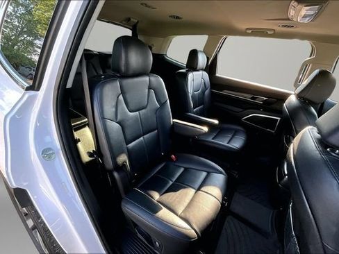 Used 2022 Kia Telluride EX w/ EX Premium Package FWD image 27