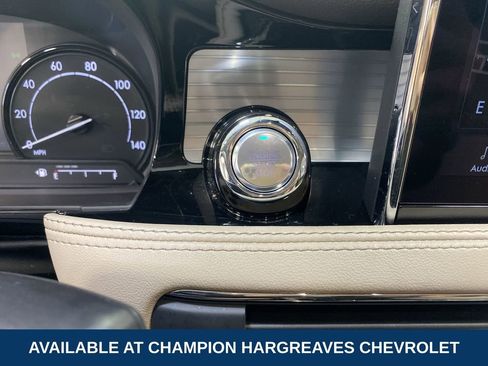 Used 2022 Lincoln Corsair AWD w/ Equipment Group 101A image 22