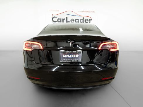 Used 2020 Tesla Model 3 Standard Range Plus image 8
