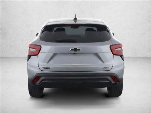 Used 2024 Chevrolet Trax RS w/ Driver Confidence Package FWD image 6