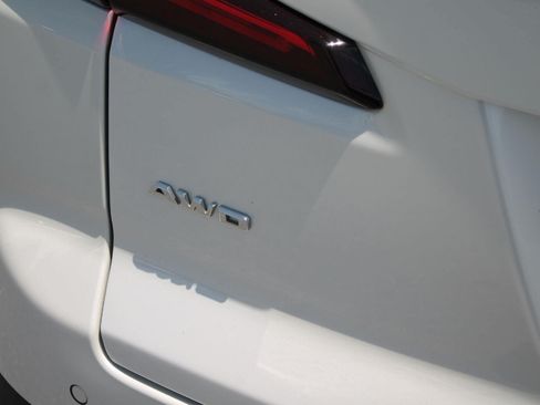 Used 2021 Cadillac XT4 Premium Luxury AWD/4WD image 29