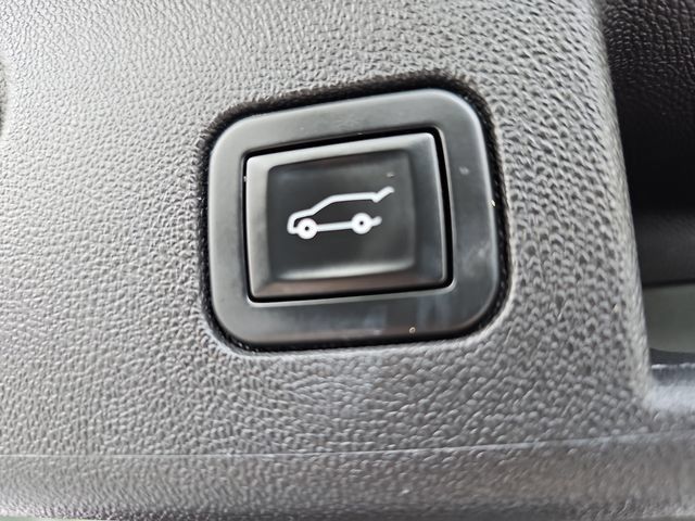 Used 2021 Chevrolet Equinox LT FWD image 15
