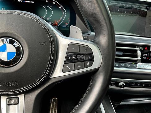 Used 2022 BMW X7 M50i image 12