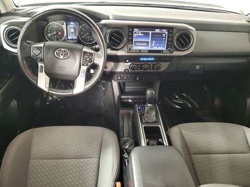 Used 2022 Toyota Tacoma SR5 w/ Technology Package image 13