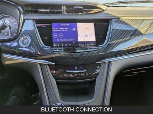 Used 2024 Cadillac XT6 Premium Luxury image 17