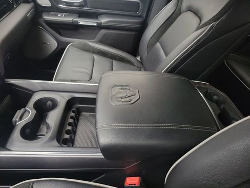 Used 2025 RAM 1500 Laramie image 28