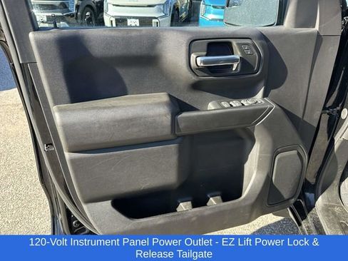 Used 2022 Chevrolet Silverado 1500 Custom image 16