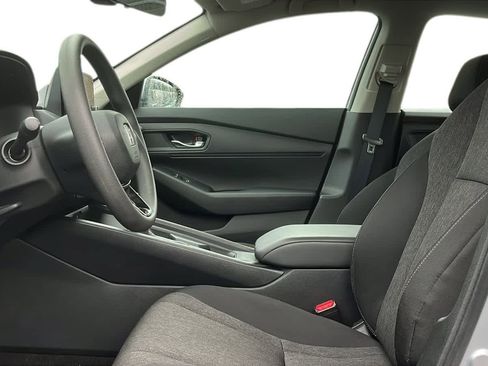 Used 2025 Honda Accord LX image 12