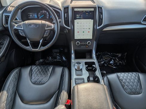 Used 2023 Ford Edge Titanium AWD/4WD image 20
