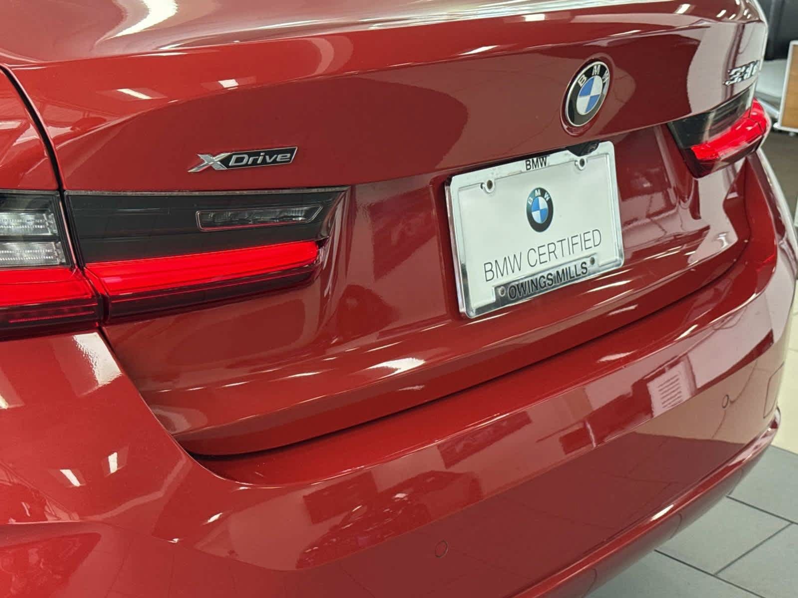 Used 2023 BMW 330i xDrive Sedan w/ Parking Assistance Package AWD/4WD image 11