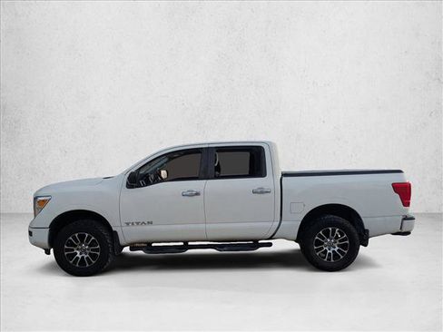 Used 2021 Nissan Titan SV w/ Accessory Utility Package image 8