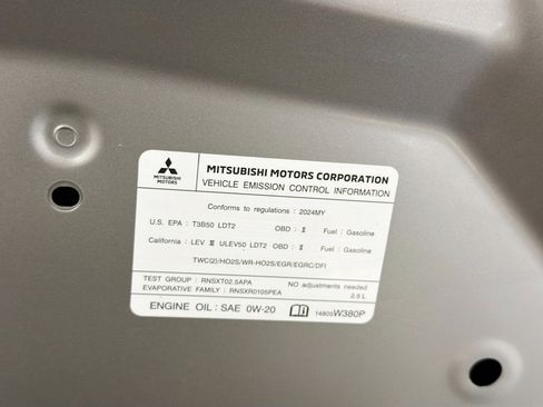 Used 2024 Mitsubishi Outlander SE image 17