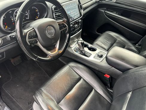 Used 2022 Jeep Grand Cherokee Limited image 10