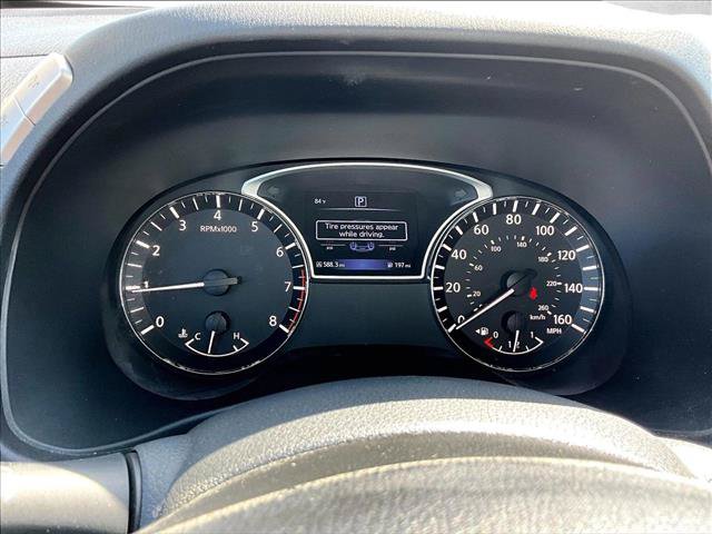 Used 2017 Nissan Pathfinder SV FWD image 22