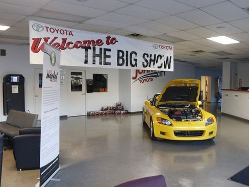 Used 2023 Toyota Tacoma TRD Sport image 16