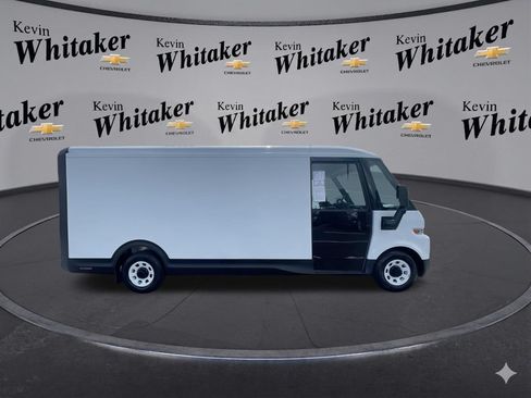Used 2024 Chevrolet Brightdrop 600 w/ Commercial Equipment Package AWD/4WD image 10