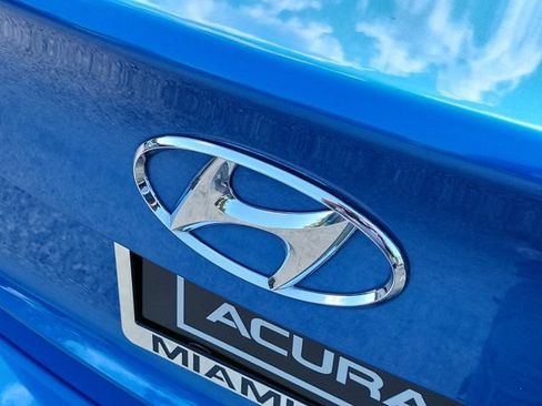 Used 2018 Hyundai Elantra SEL FWD image 6