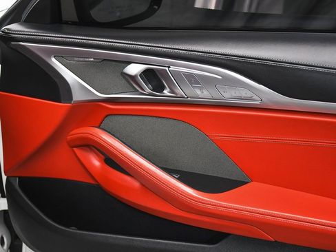 Used 2024 BMW 840i Convertible w/ M Sport Professional Package image 17