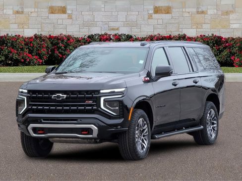 New 2026 Chevrolet Suburban Z71 w/ Comfort Package image 7