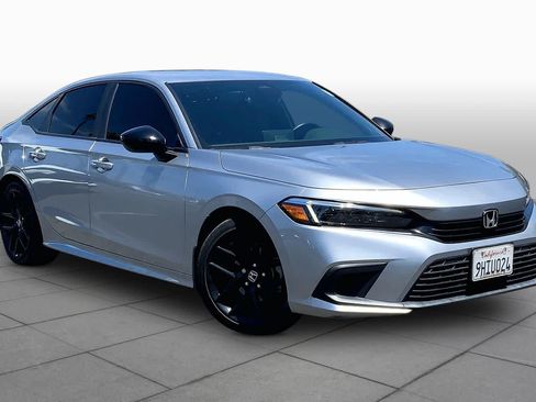 Used 2023 Honda Civic Sport image 2