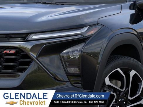 New 2026 Chevrolet Trax RS w/ Driver Confidence Package image 10