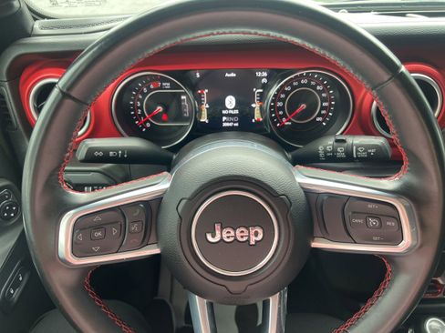 Used 2022 Jeep Wrangler Rubicon AWD/4WD image 17