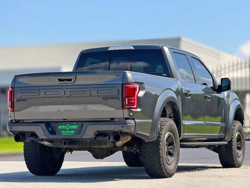 Used 2017 Ford F150 Raptor w/ Equipment Group 802A Luxury AWD/4WD image 11