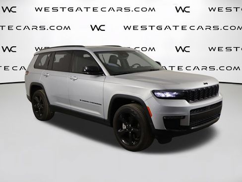 Used 2022 Jeep Grand Cherokee L Limited w/ Black Appearance Package RWD image 59