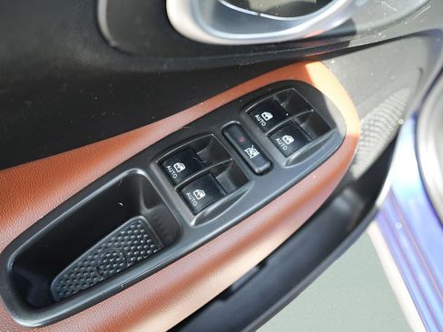 Used 2015 FIAT 500L Trekking FWD image 19
