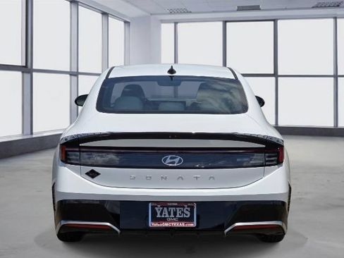 Used 2025 Hyundai Sonata SEL FWD image 6