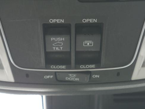 Used 2021 Honda Pilot Black Edition image 41