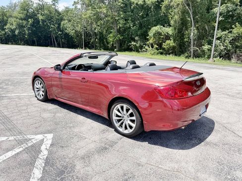 Used 2014 INFINITI Q60 Convertible w/ Premium Package RWD image 4