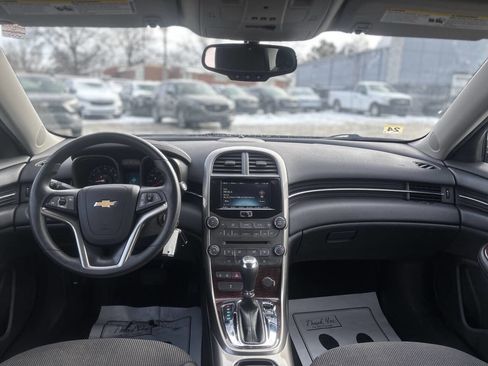 Used 2013 Chevrolet Malibu LT w/ Power Convenience Package image 9