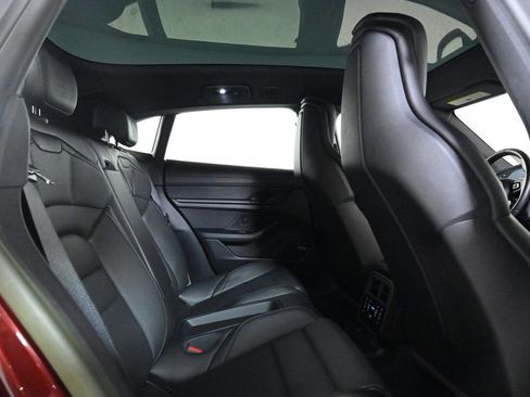 Certified 2022 Porsche Taycan 4 Cross Turismo image 19