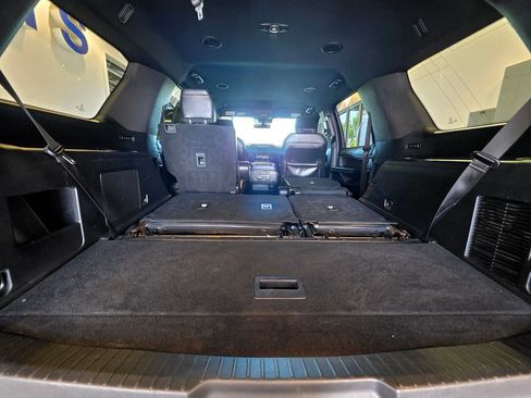 Used 2021 Ford Expedition Limited AWD/4WD image 11